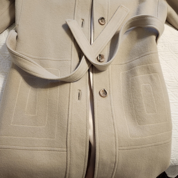 Vintage Sakowitz Cashmere Button Coat with Self Tie - Picture 12 of 14